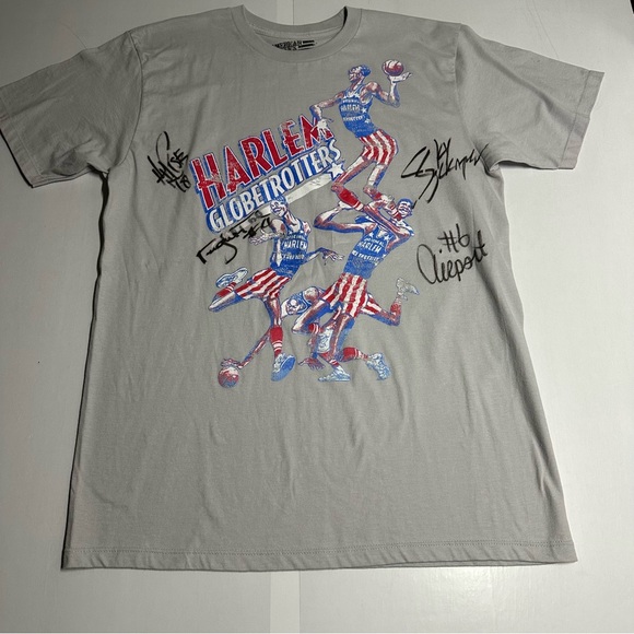 Harlem Globetrotters unisex American classic T-shirt size M with four signatures - Picture 5 of 11